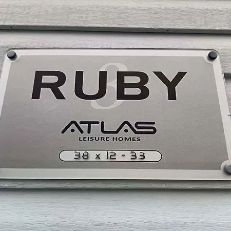 14 Atlas Ruby Cherry Tree Parque de vacaciones *