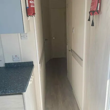 14 Atlas Ruby Cherry Tree פארק נופש