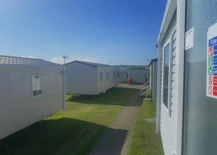 14 Atlas Ruby Cherry Tree Holiday park *