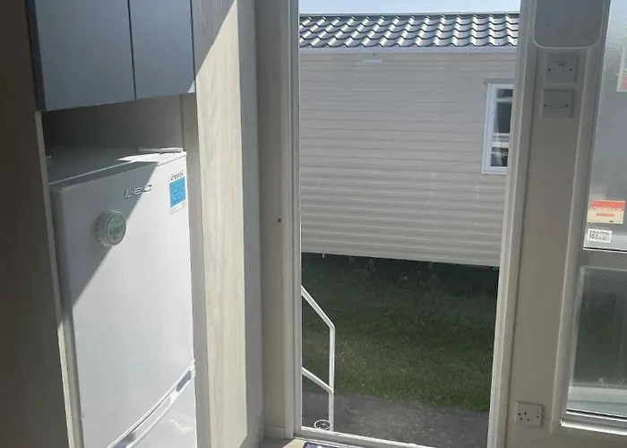 14 Atlas Ruby Cherry Tree * Gristhorpe