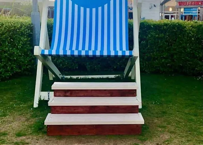 14 Atlas Ruby Cherry Tree Holiday park *